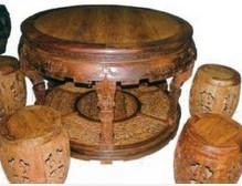 明清瓷器是藏家追捧热点 官窑瓷器拍卖