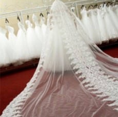 苏州优质蕾丝拖尾婚纱价格 高品质婚纱礼服