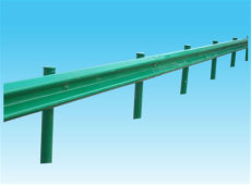 高速护栏板价格-波形梁刚护栏生产厂家