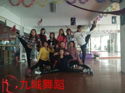 扬州九域舞蹈培训学校 寒假班开始招生啦