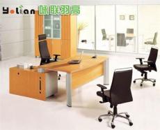 广州定做办公家具厂介绍关于古典家具的特点