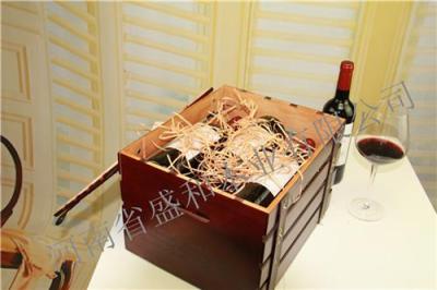 遼陽(yáng)紅酒木盒包裝廠家